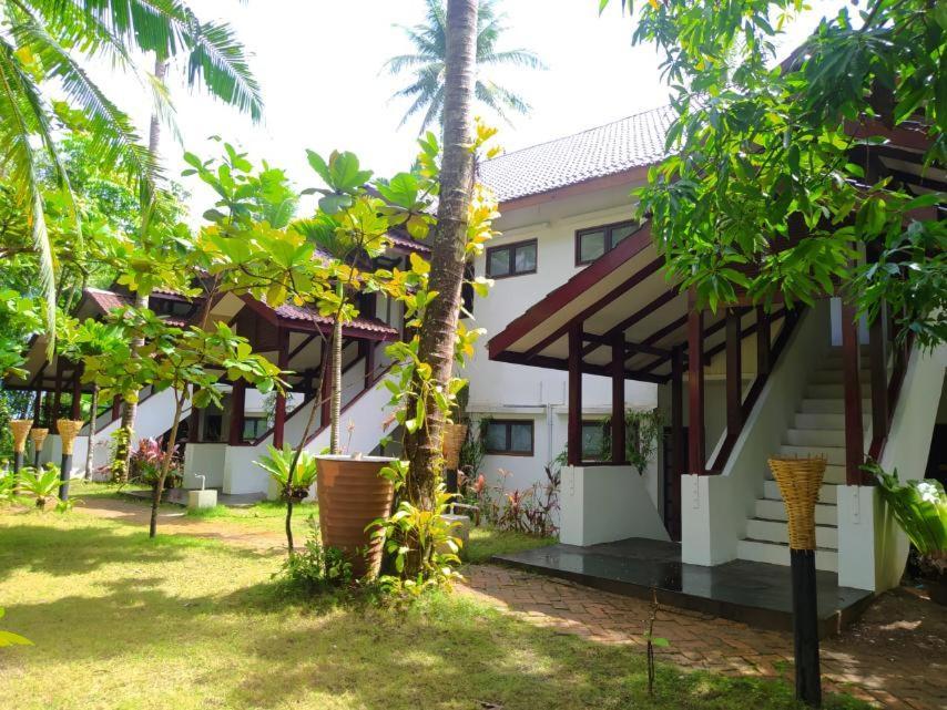 Emerald Sea Resort Ngwesaung Exterior foto