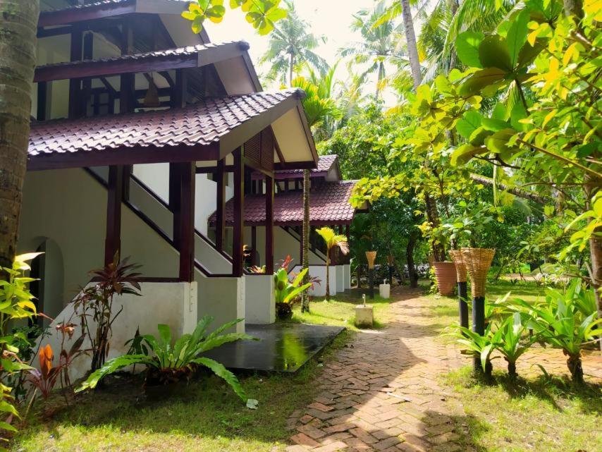Emerald Sea Resort Ngwesaung Exterior foto