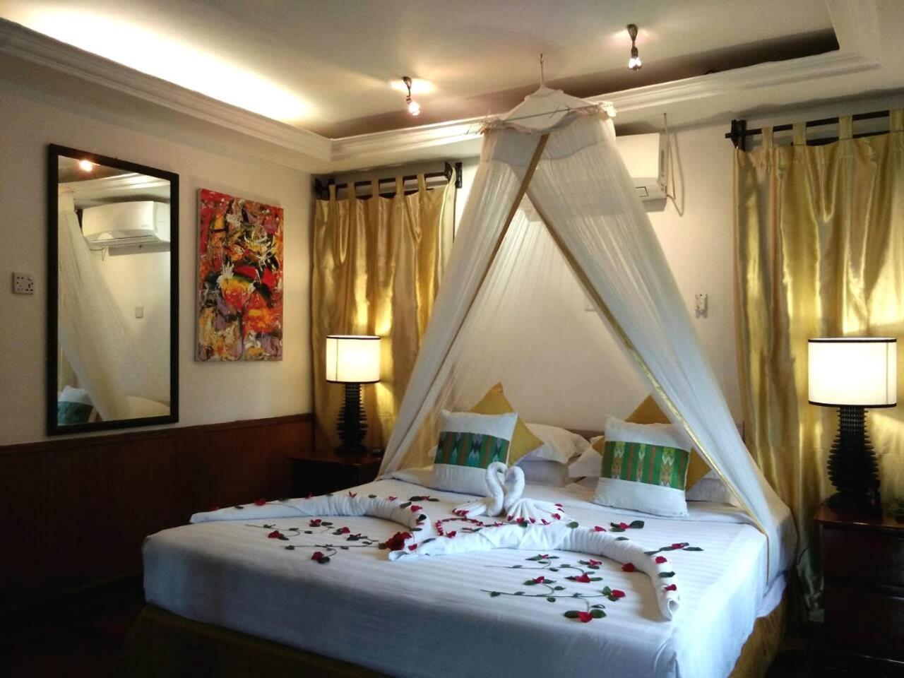 Emerald Sea Resort Ngwesaung Exterior foto