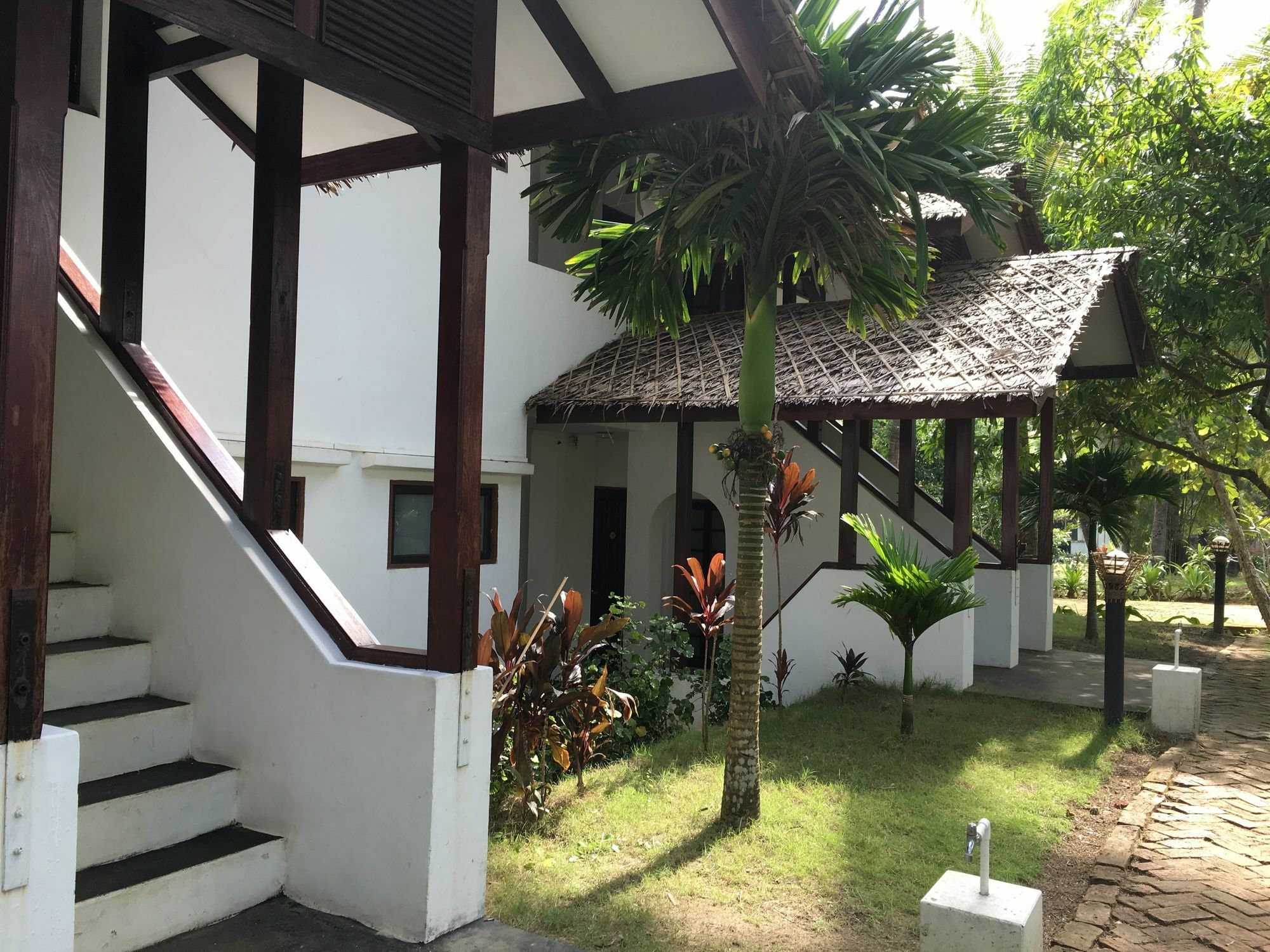 Emerald Sea Resort Ngwesaung Exterior foto