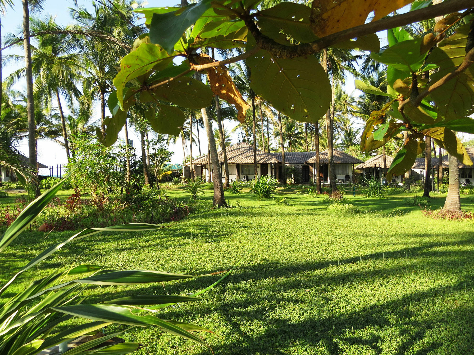 Emerald Sea Resort Ngwesaung Exterior foto
